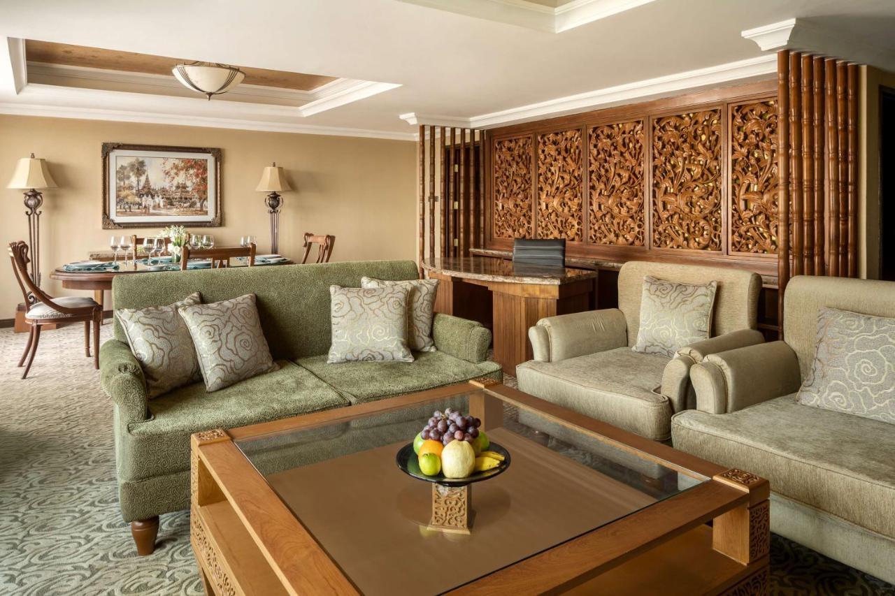 Sule Shangri-La, Yangon Exterior photo