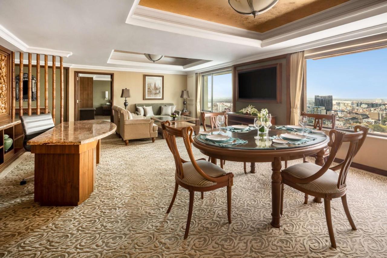 Sule Shangri-La, Yangon Exterior photo